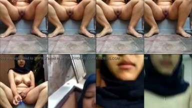 Hijab Pasang Jepitan di Toket - HijabLink bokep indonesia terbaru